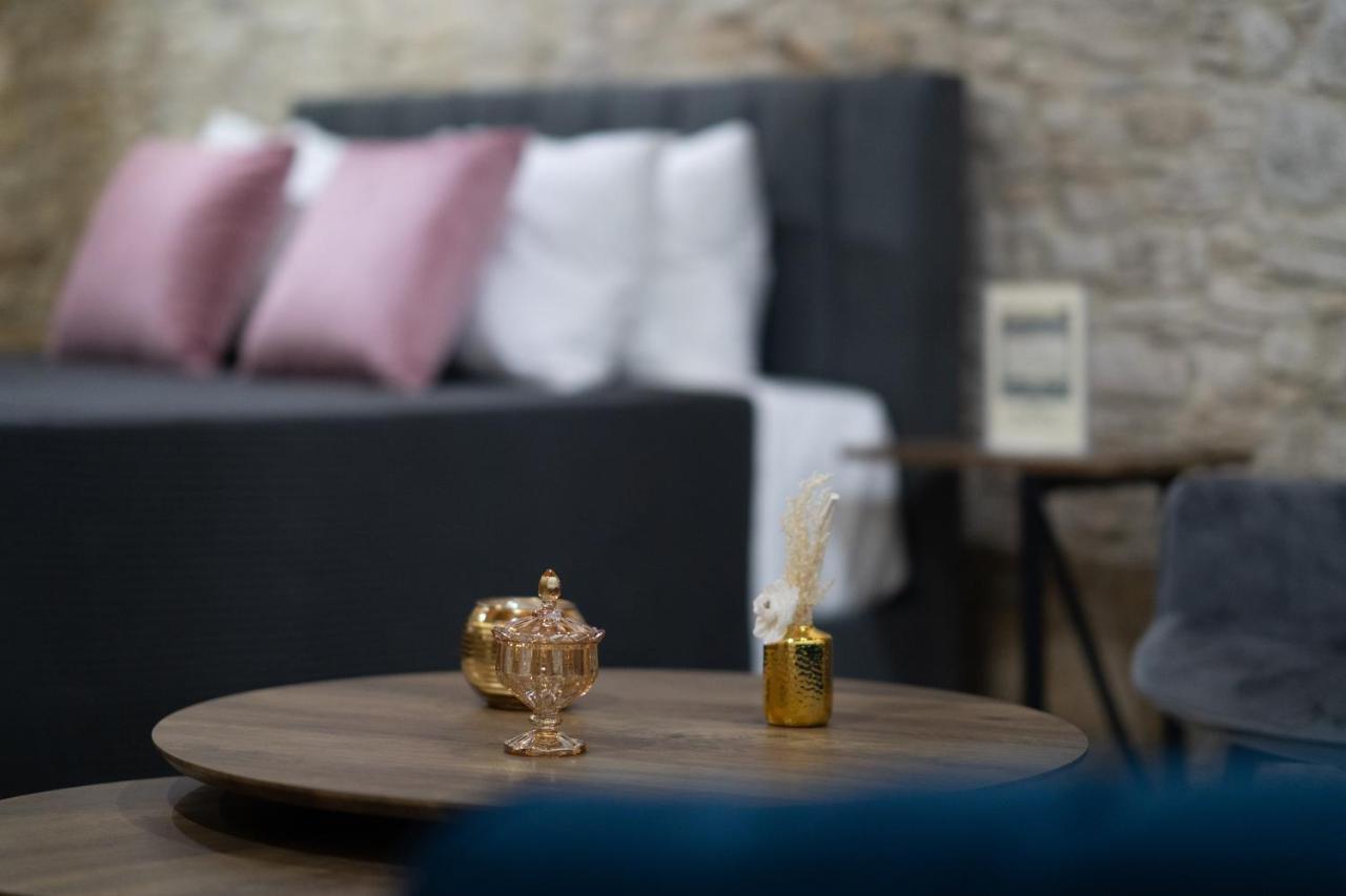 Eidyllio Luxury Suites Omodos Eksteriør bilde